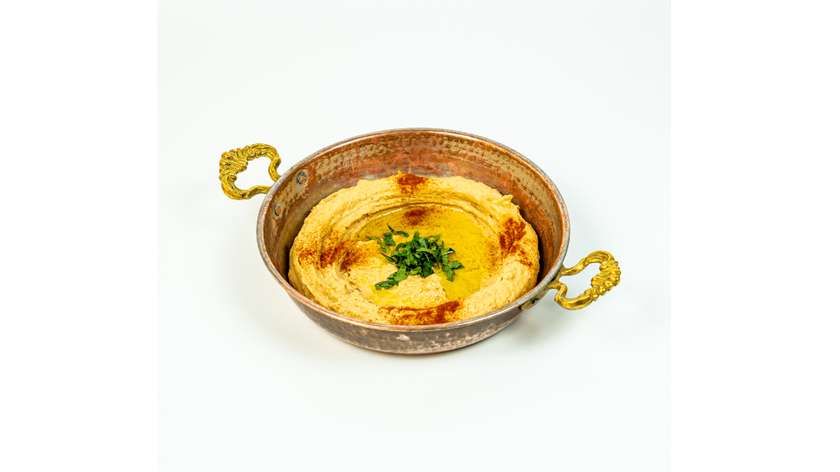Hummus & Dried tomatoes