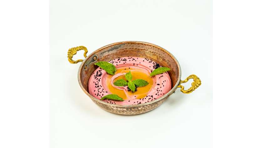 Hummus & Beetroot