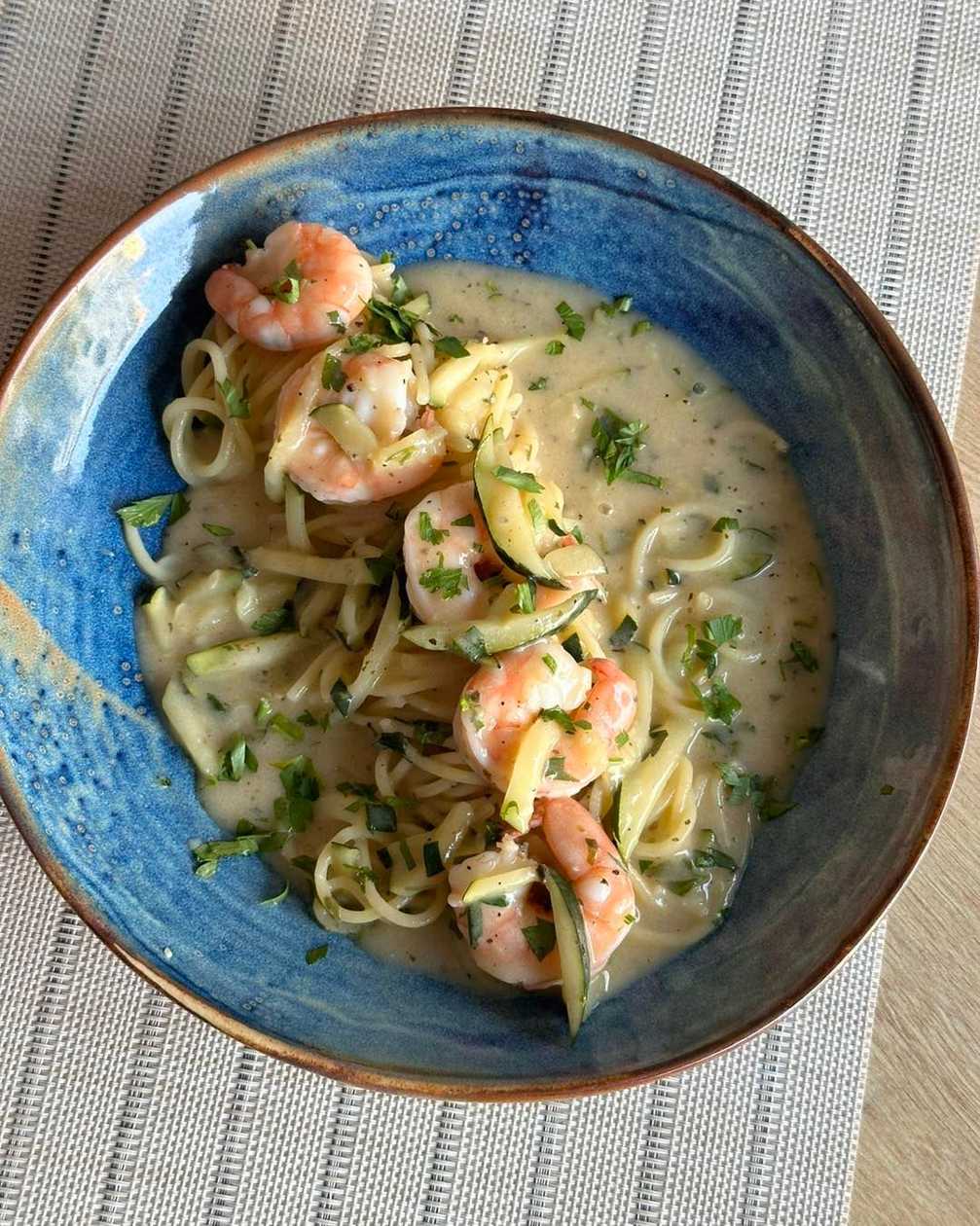 Spaghetti with Zucchini and Shrimps