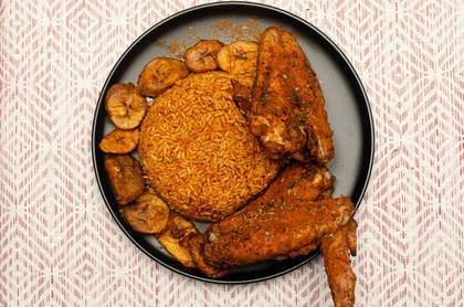 JOLLOF RICE WITH  1Kg TURKEY WINGS GRILLED