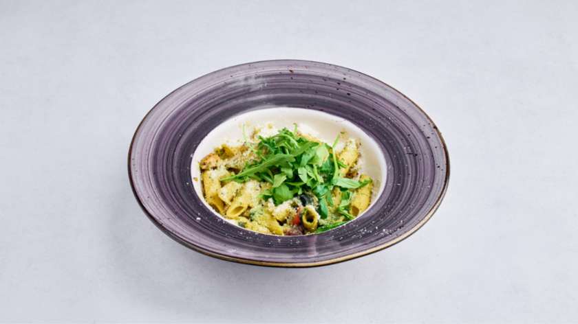 CHICKEN & PESTO PENNE