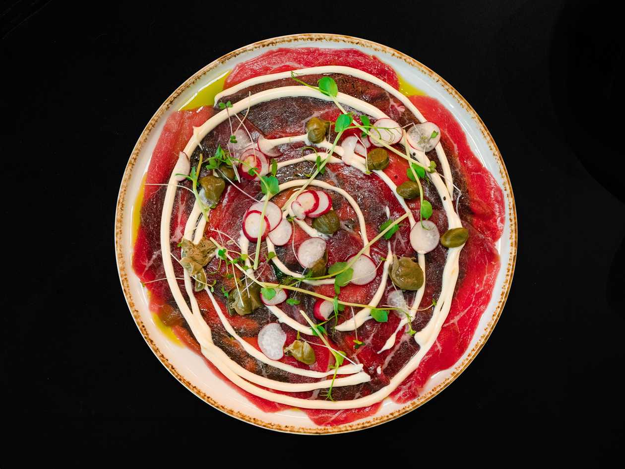 Carpaccio, Mayo, Capers