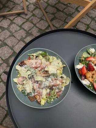 Салат Цезар із креветкою