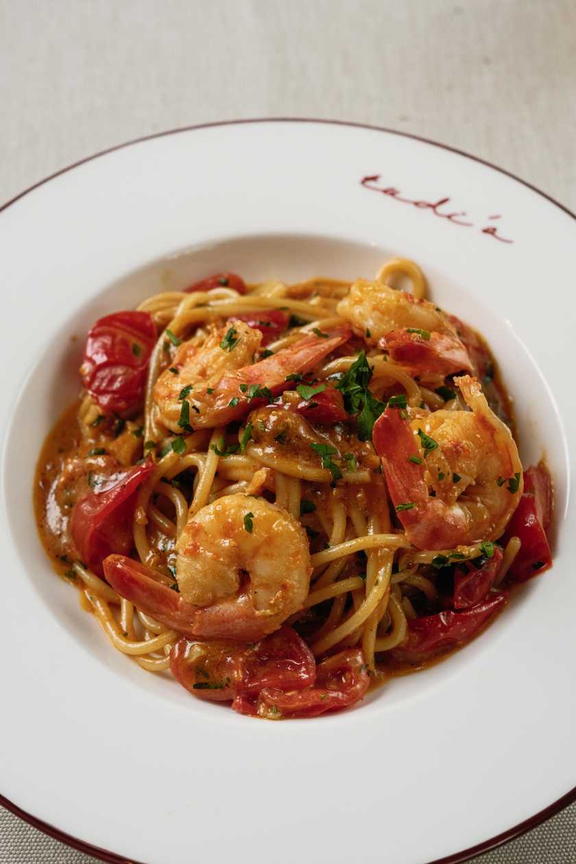 SPAGHETTI A.O.P CON GAMBERI