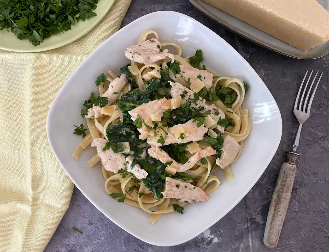 Classic Alfredo Pasta