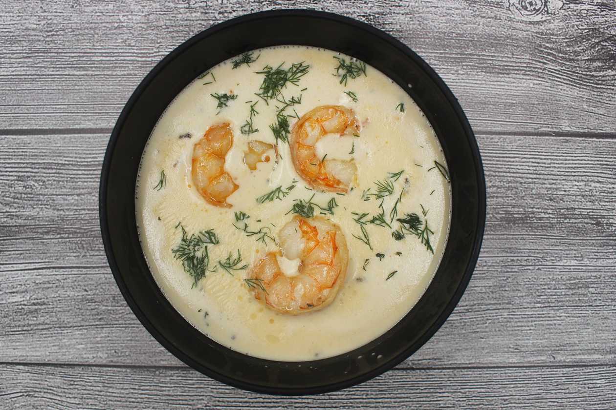 Creamy Cheese Soup with Shrimp
