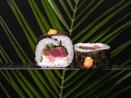 Futomaki Maguro Roll
