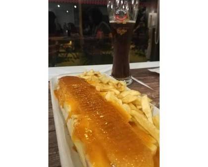 Poveira Francesinha with Potatoes
