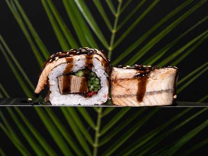 Golden Dragon Roll (Classic)