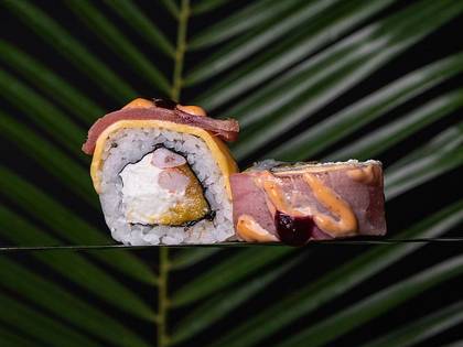 Maguro Cheese Roll