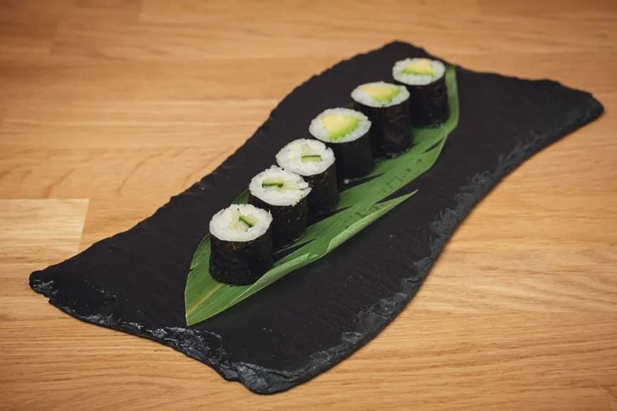 Avocado Hosomaki Rolls