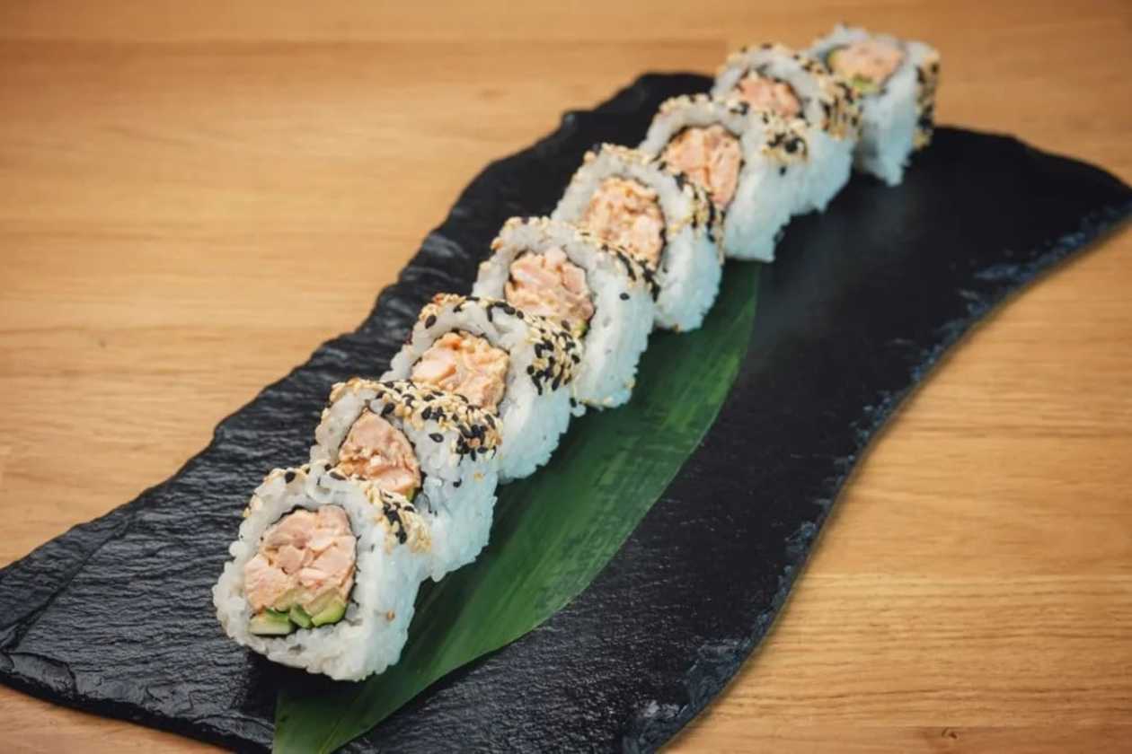 Salmon Cooked Uramaki Rolls
