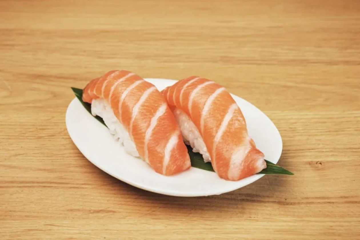Salmon Nigiri