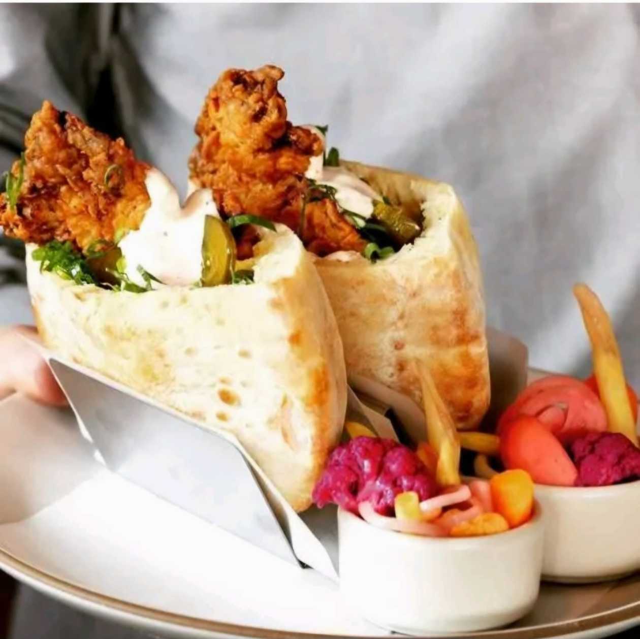 Crispy Chicken Pita