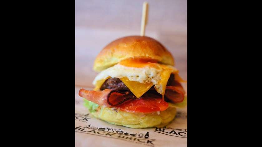 Eggs And Bacon Cheeseburger