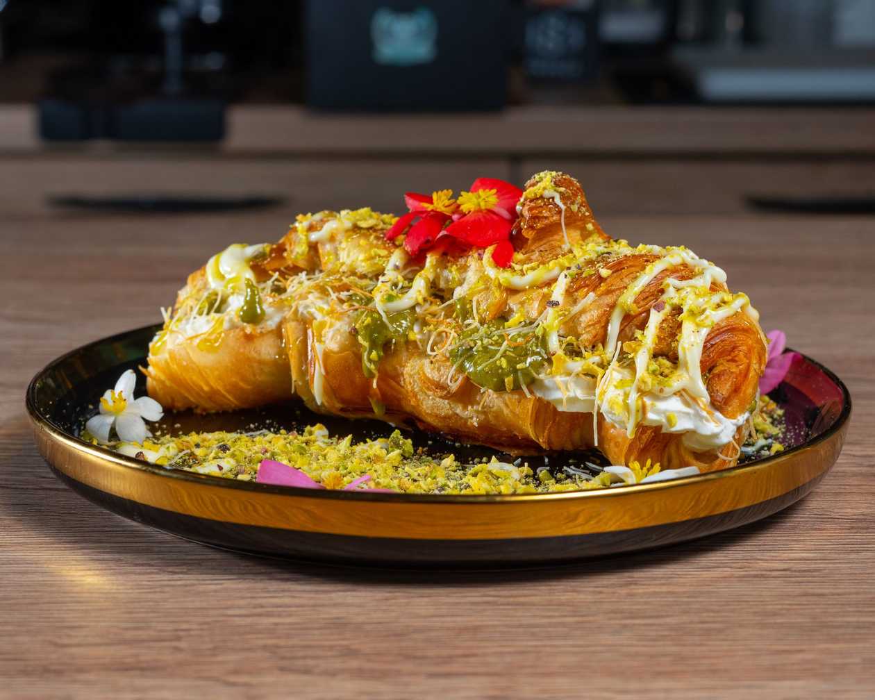 Croissant Dubai 1