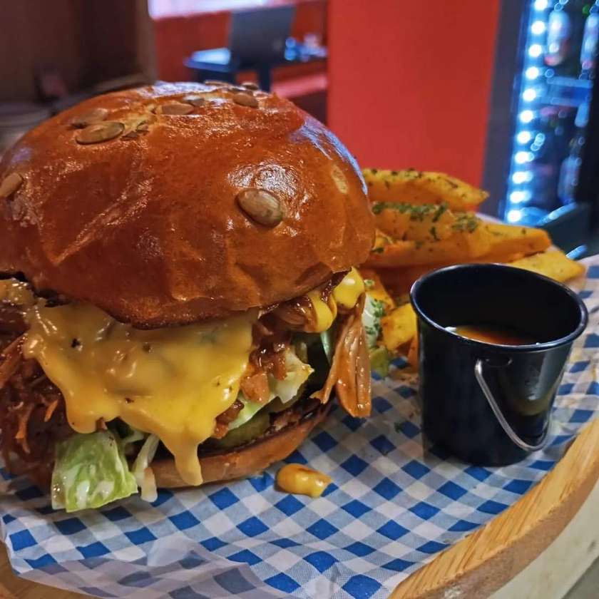 Pulled pork sandwich