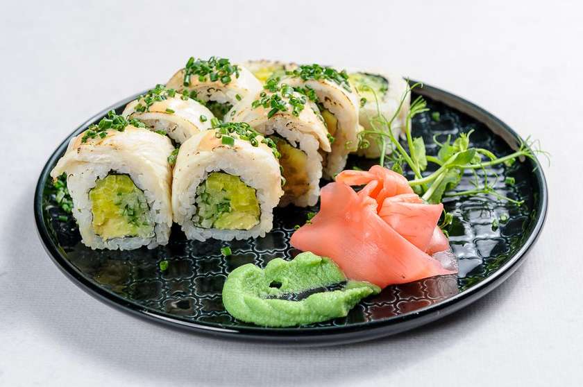 Uramaki Baked Butterfish with Kimchi Sauce