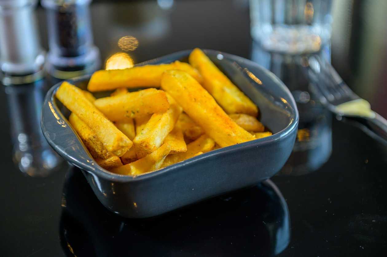 Crunchy garlic and parsley potatoes