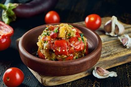 Ajapsandal Salad