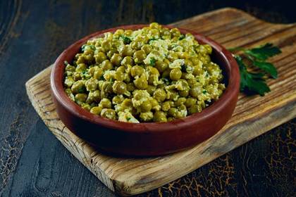 Green Peas with Egg