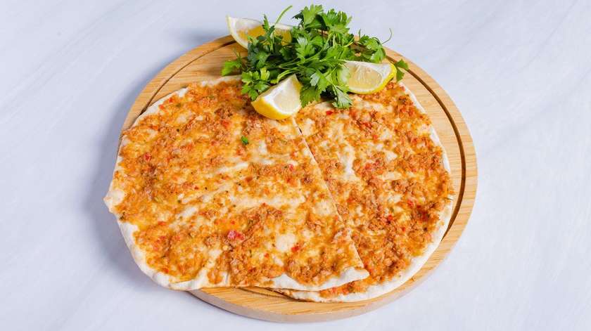 Plain Lahmajun
