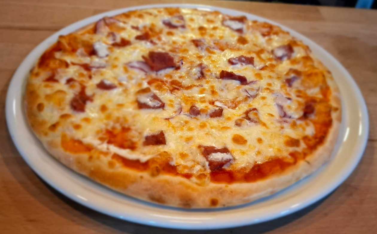 Pizza Carbonara