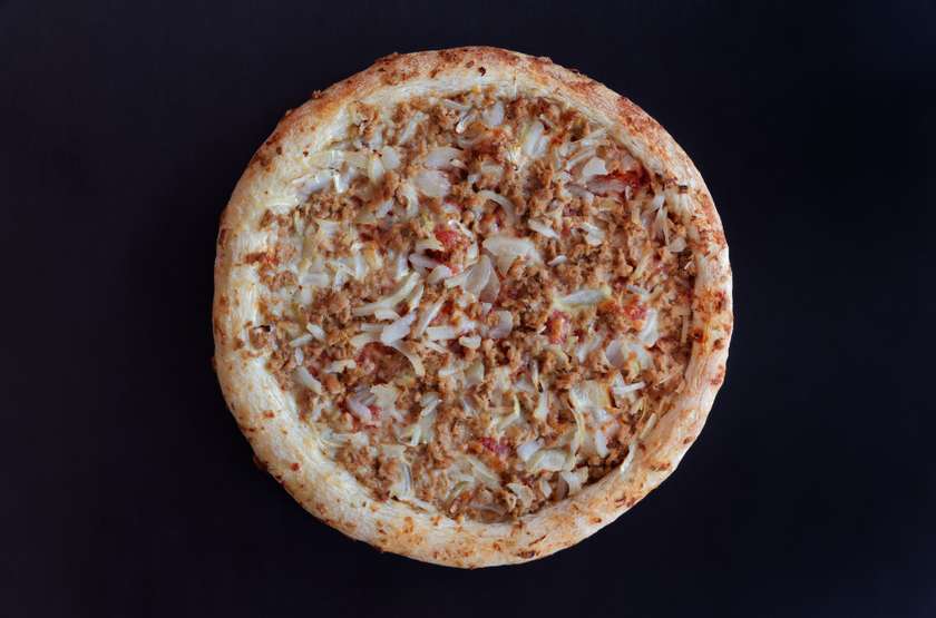 Tuna Pizza (Tomato Sauce, Cheese, Tuna, Onion, Sweet Corn)
