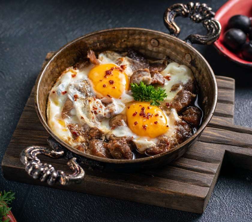 Scrambled Eggs with Meat