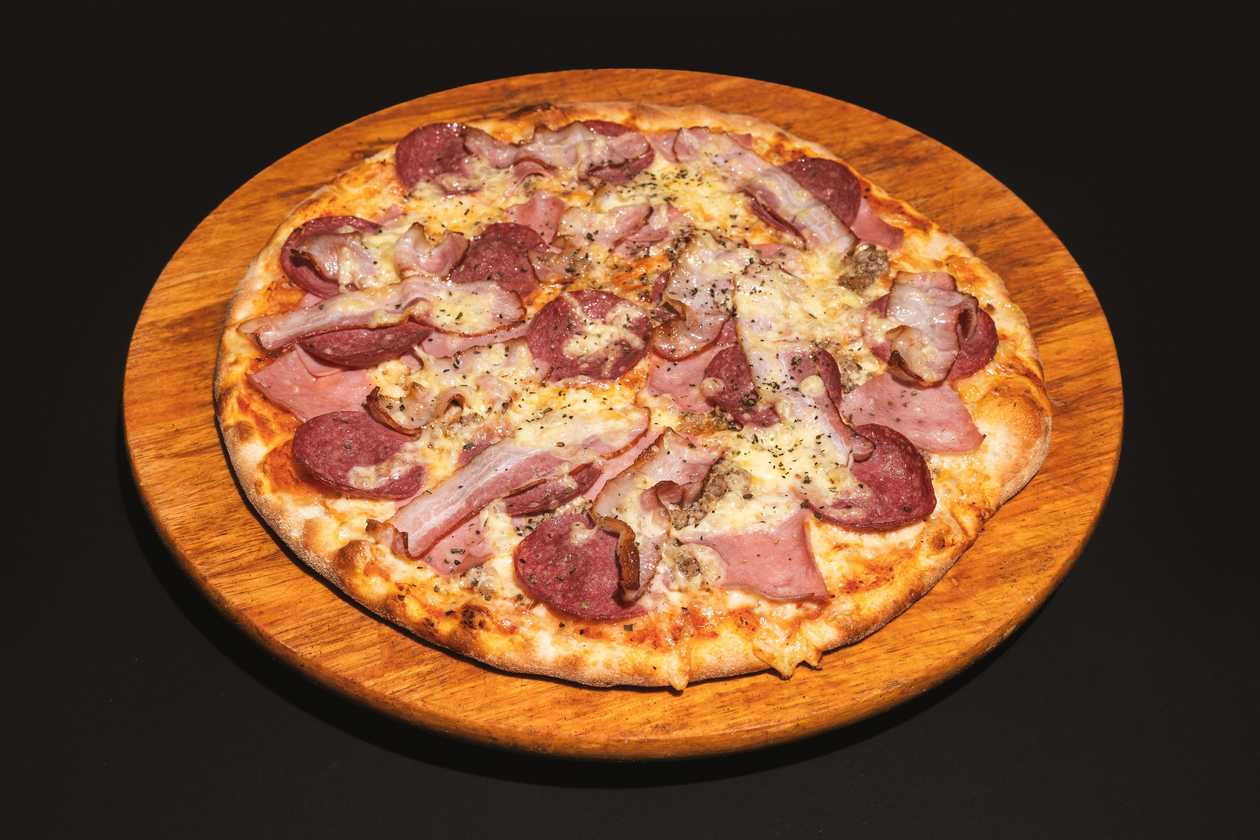 4 meat pizza 32cm