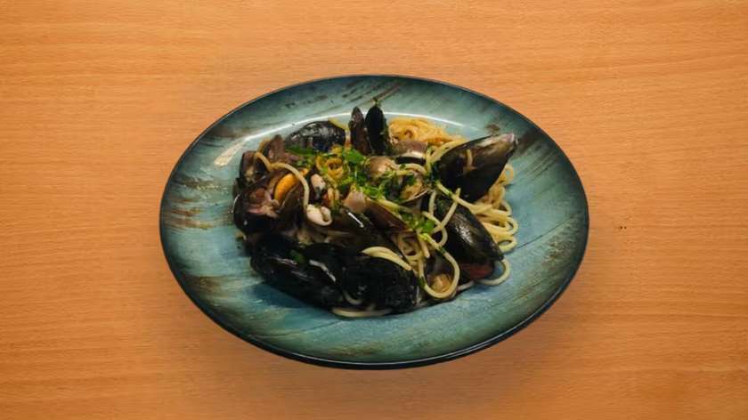 Vongole Mussels and Calamari Pasta