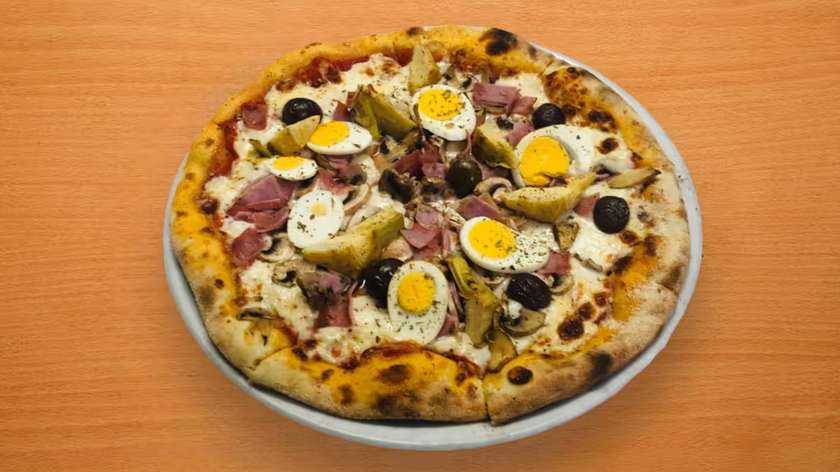 Capricciosa Pizza