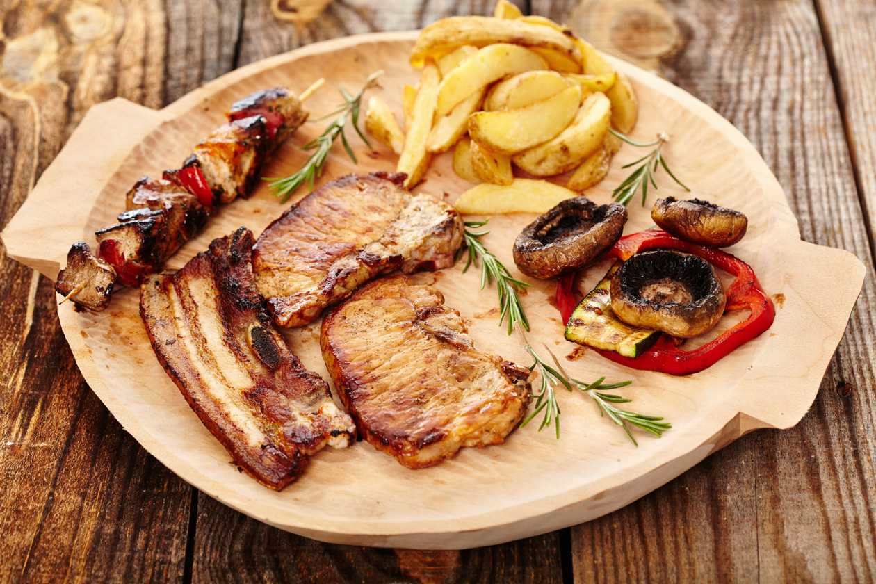 Platou preparate de porc