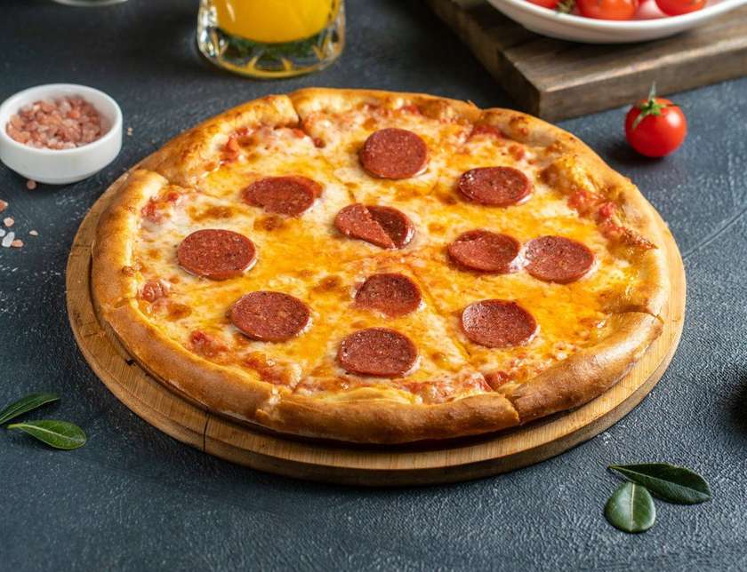 Pizza with Sujuk 16 cm