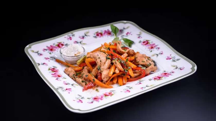 Wok de Pui cu Legume Thay