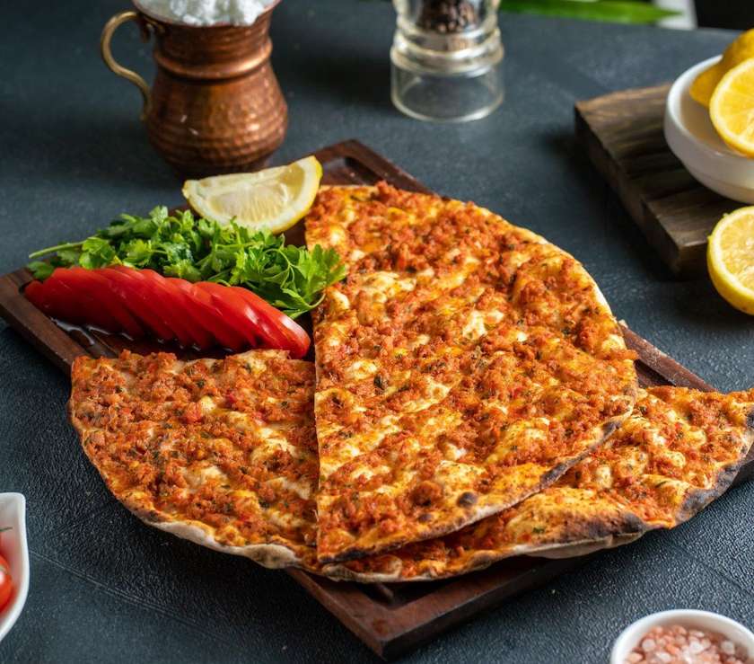 Spicy Lahmacun