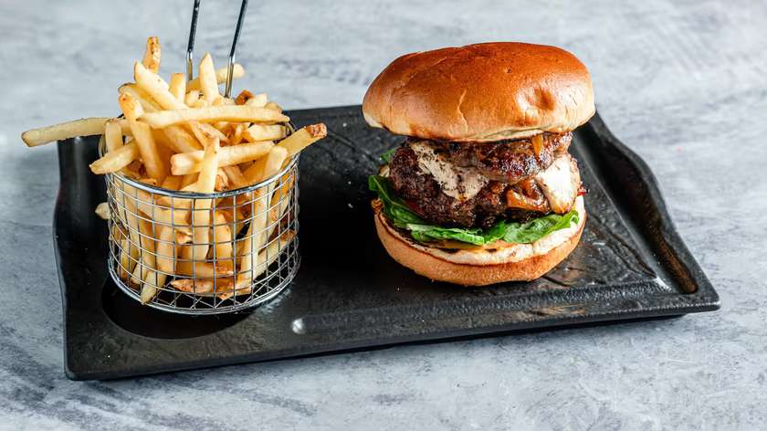 Maltese Burger