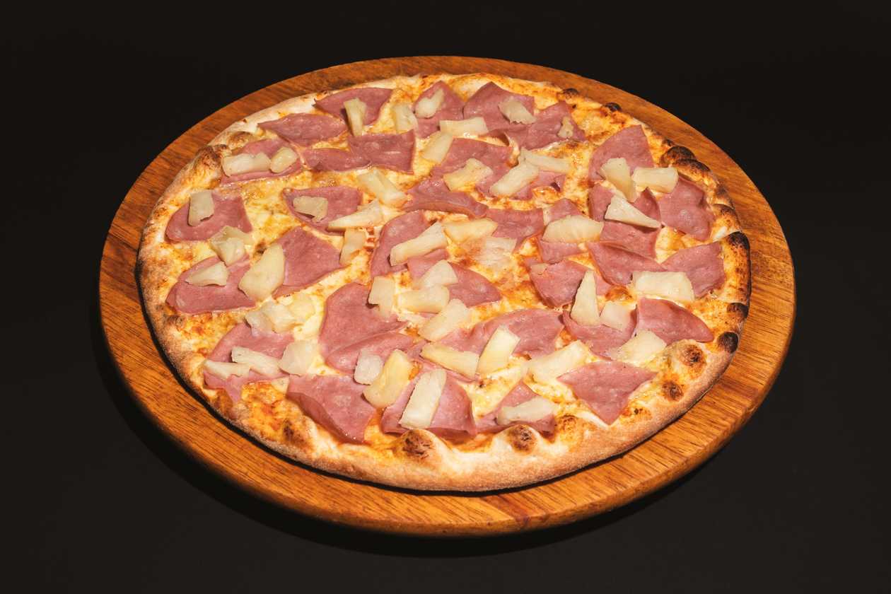 Hawaiian pizza 42cm