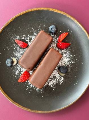Chocolate Glazed Cheesecakes (2 Pcs)