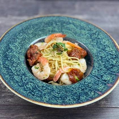 Spaghetti aglio, olio e gamberi