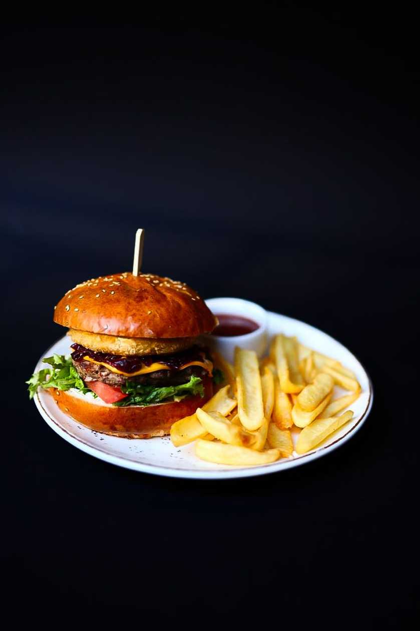 Camembert Burger (545g)