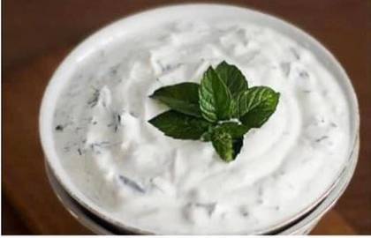Persian Yogurt with Garlic