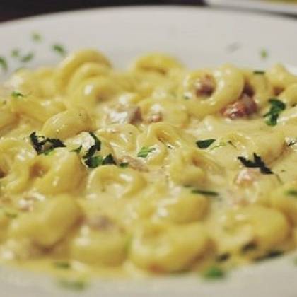 Tortelini alla panna