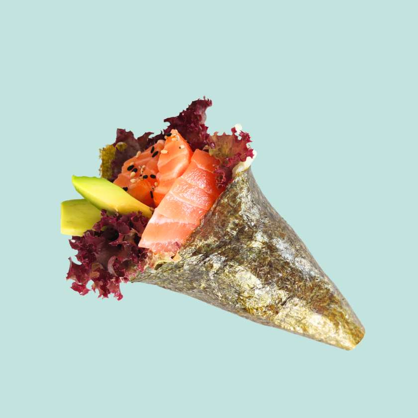 FRESH SALMON TEMAKI
