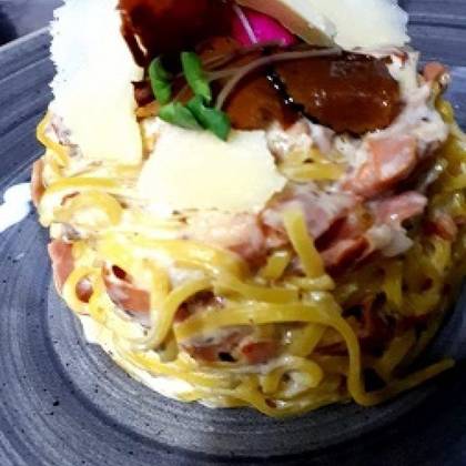 Tagliatelle carbonara al tartufo