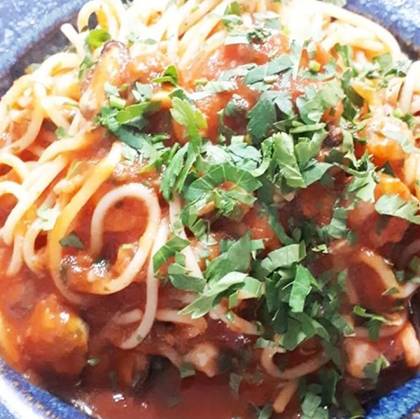 Spaghetti con fruti di mare
