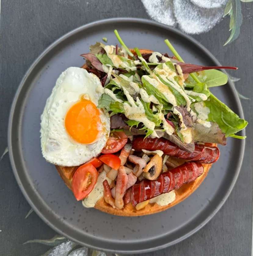 English Breakfast Waffle