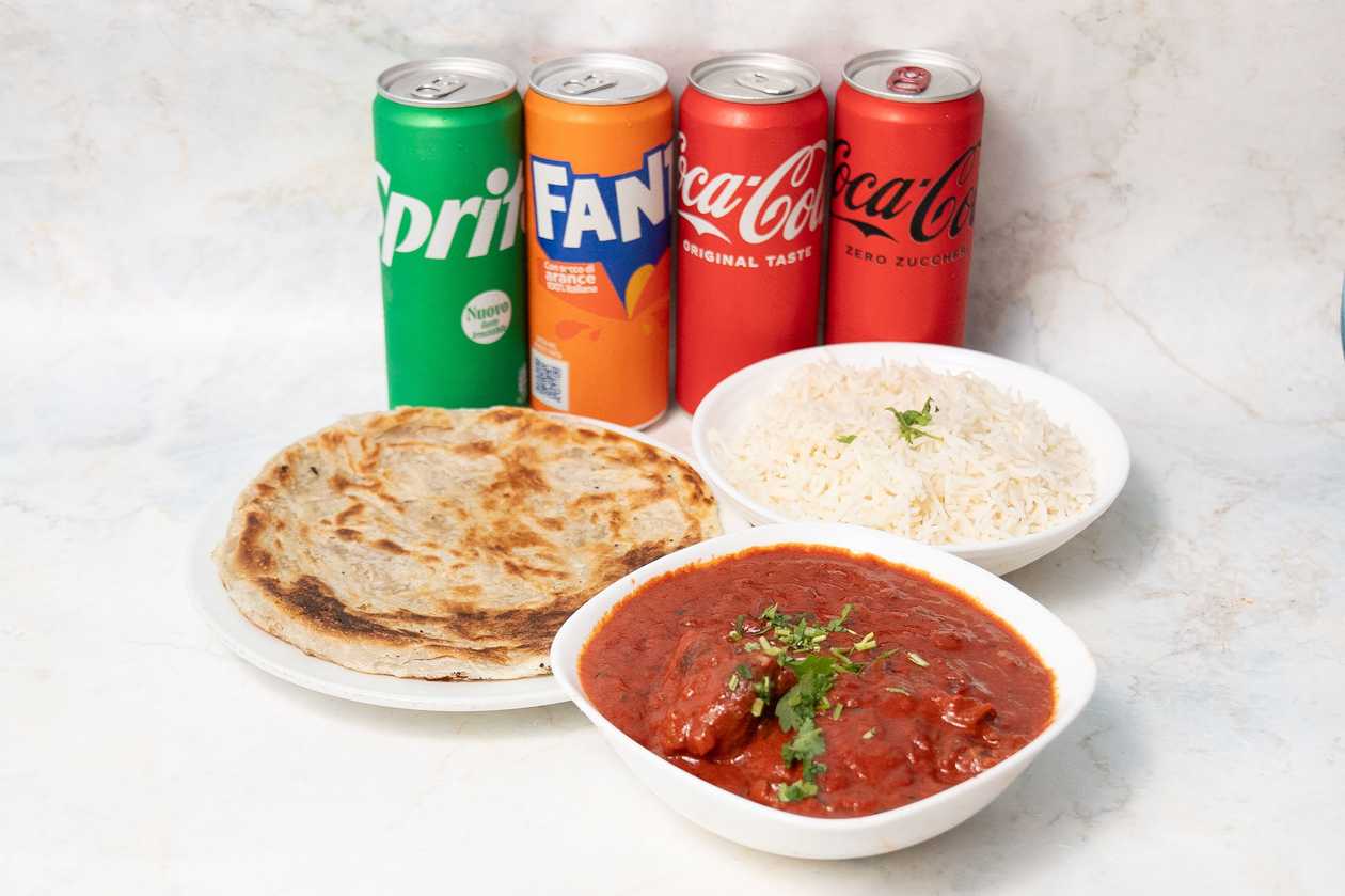 Chicken Tikka Masala/Rice/2 Parathas/1 Drink