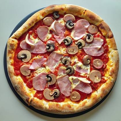 Pizza Prosciutto e funghi