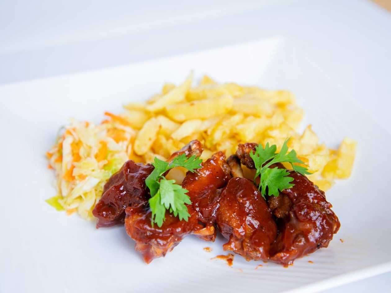 Chicken Wings and Chips